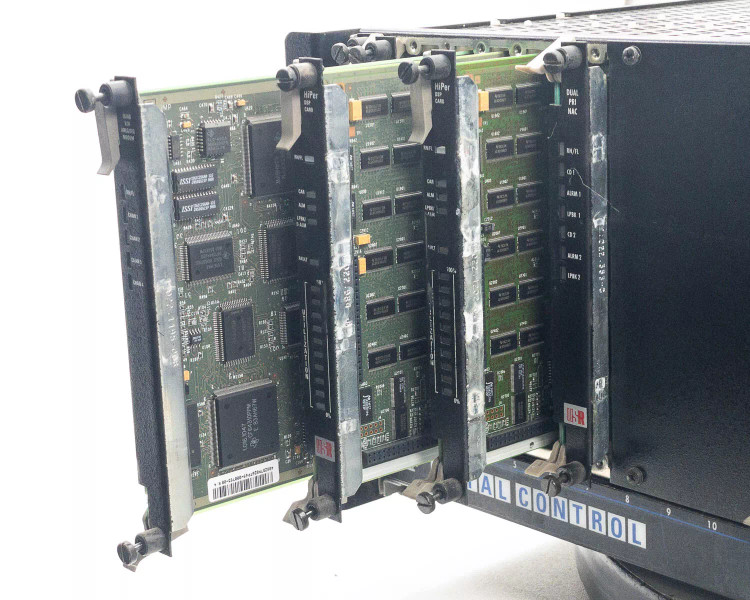 "هاب شبکهای برای محیطهای پویا!"